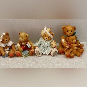 14 Cherished Teddies